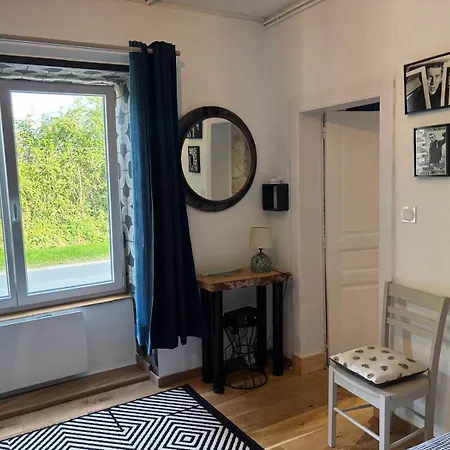 Comfortable House For 4 Guests In Holiday home *