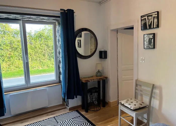 Comfortable House For 4 Guests In 度假居 *